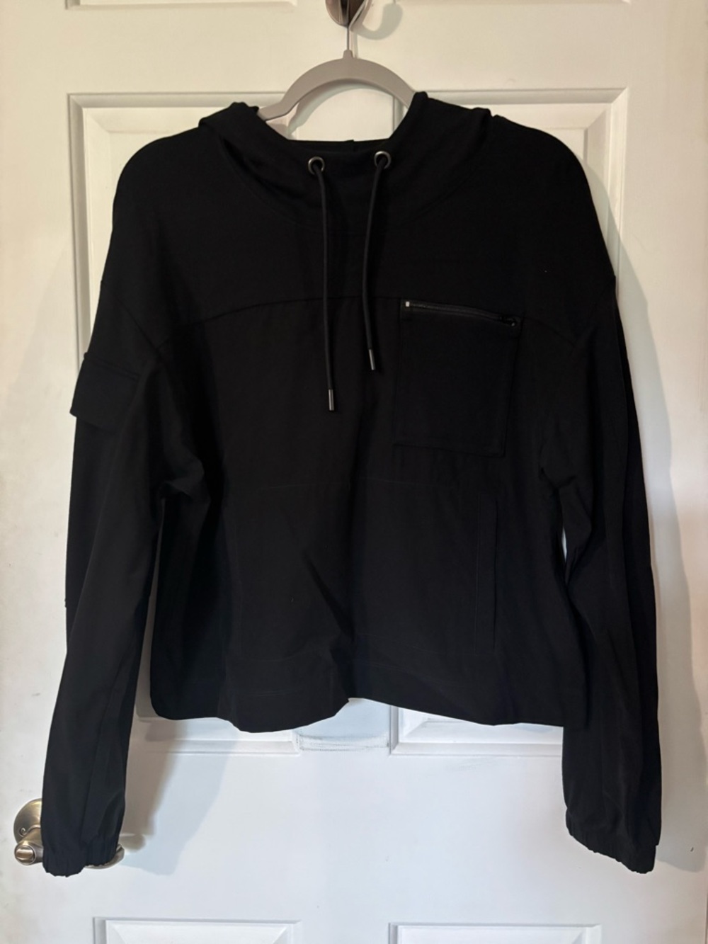 Women's Black Hooded Pullover Sweatshirt by cabi. Super soft! Medium.